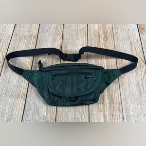 L.L. Bean Hiking Stowaway Waist Fanny Pack Green